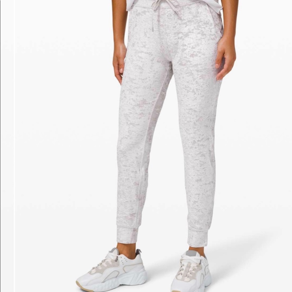 Lululemon Ready to Crush Jogger